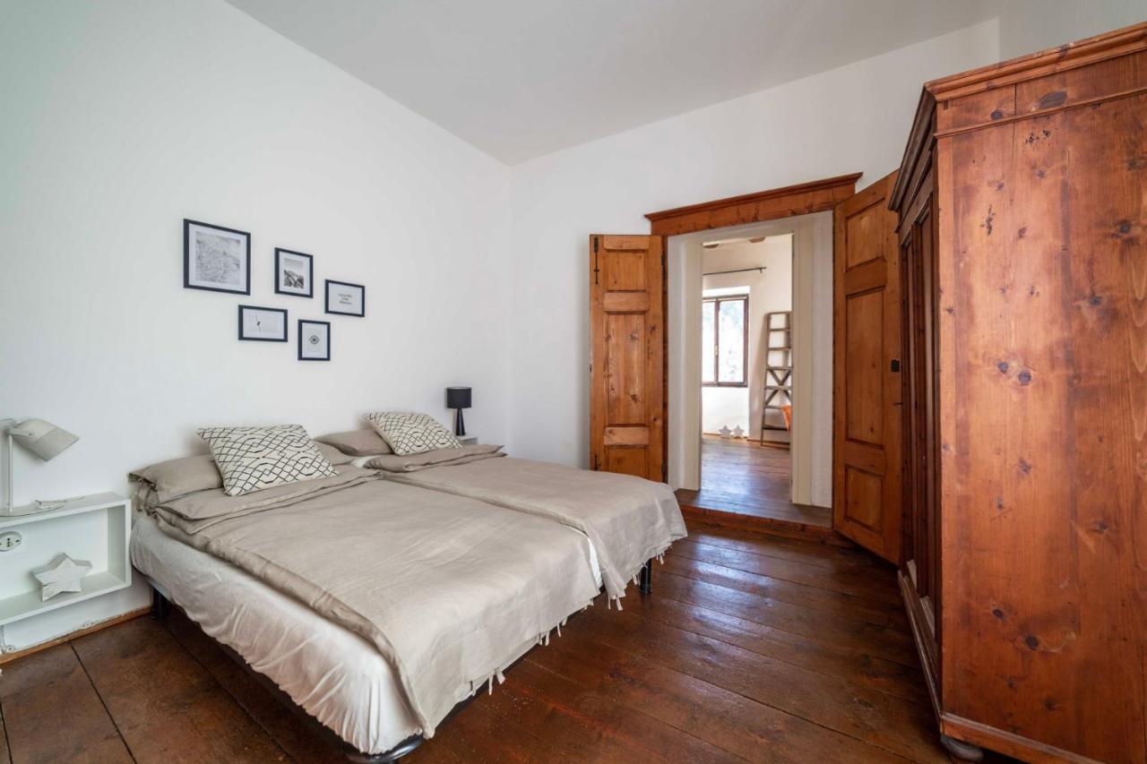 אלה Giulio Mountain B&B מראה חיצוני תמונה